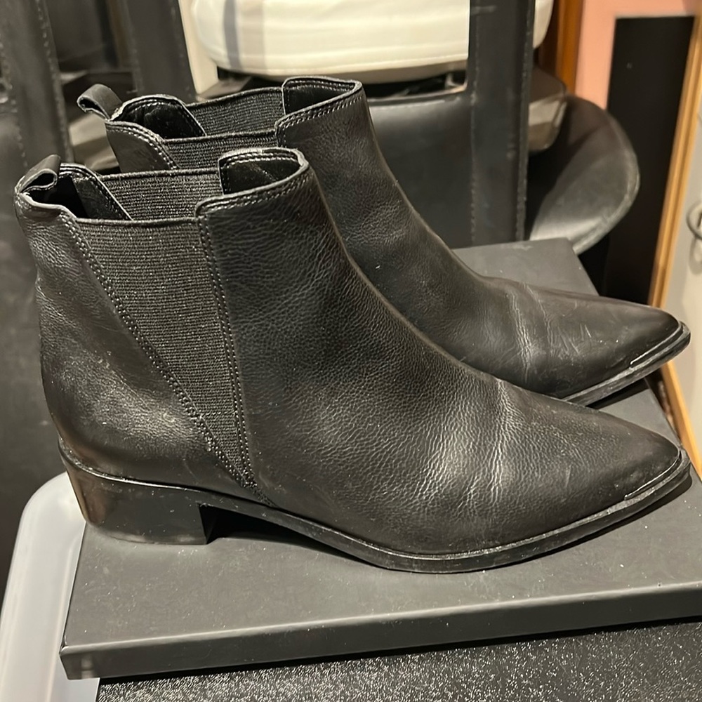 Ankle boots